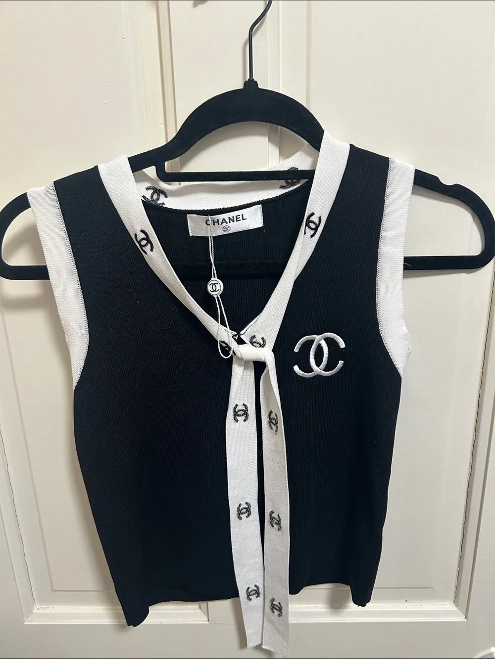 CHANEL Black and White CC-Embroidered Sleeveless Knit Top